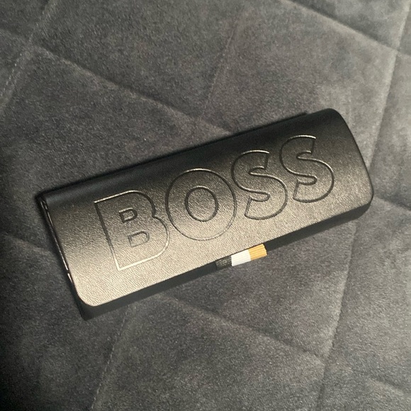 BOSS by Hugo Boss Sunglasses Case - Picture 1 of 3
